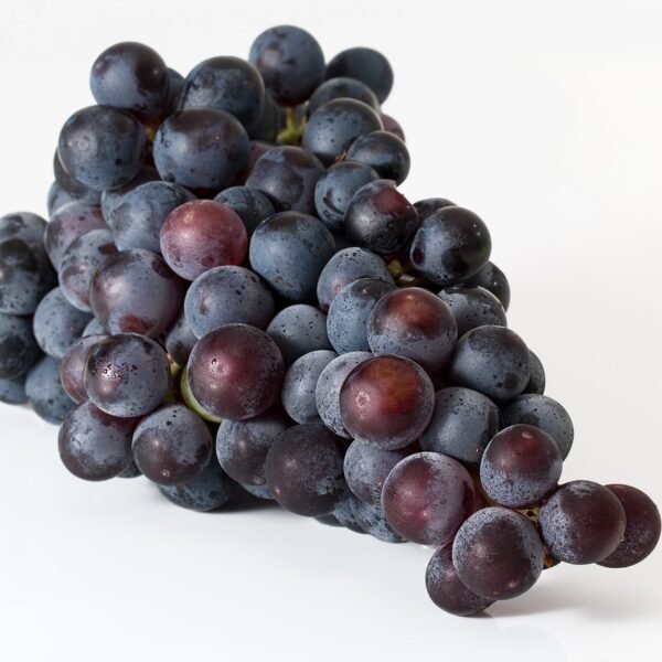 grapes, bunch, fruit-2151467.jpg